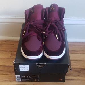 Jordan 1 Retro Heiress Night Maroon "Velvet"